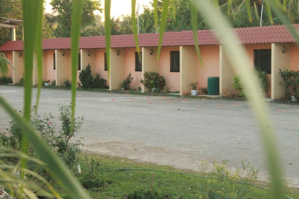 Hotel Puuc Oxkutzcab エクステリア 写真