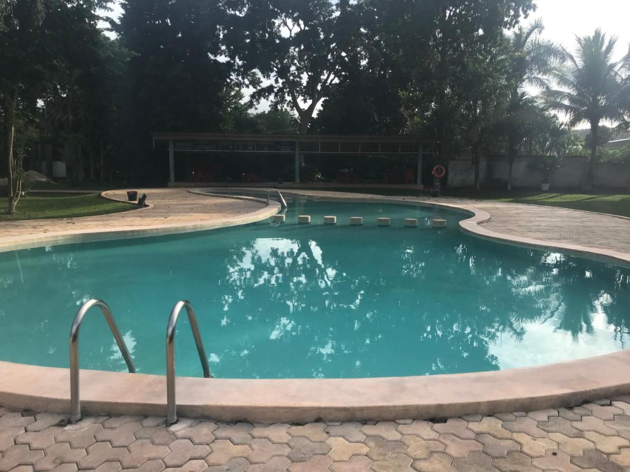 Hotel Puuc Oxkutzcab エクステリア 写真